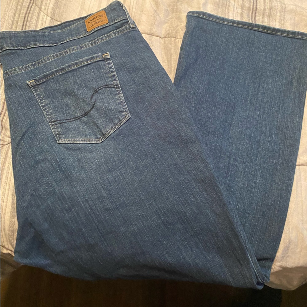 Signature Levi Strauss